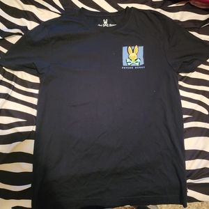 Size can fit medium and larger sizes. Never worn psycho bunny.